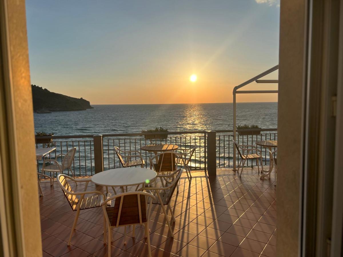 B&B Residence Eco Del Mare ปาลีนูโร ภายนอก รูปภาพ