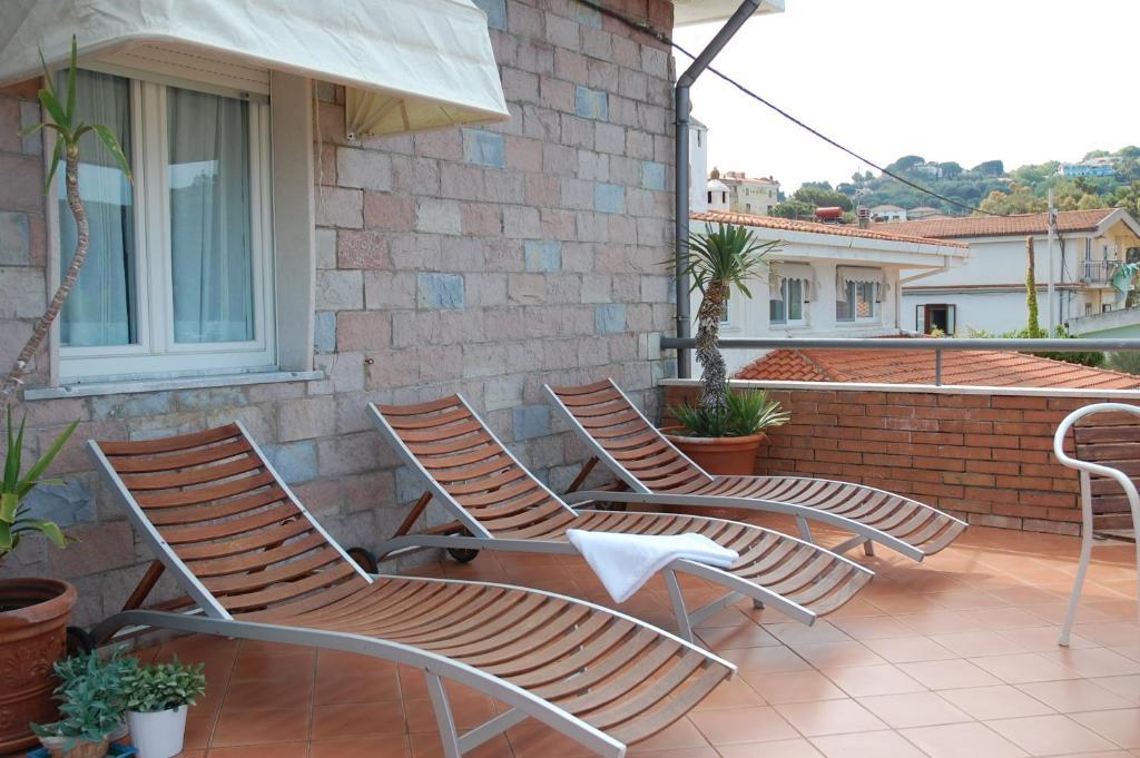 B&B Residence Eco Del Mare ปาลีนูโร ภายนอก รูปภาพ