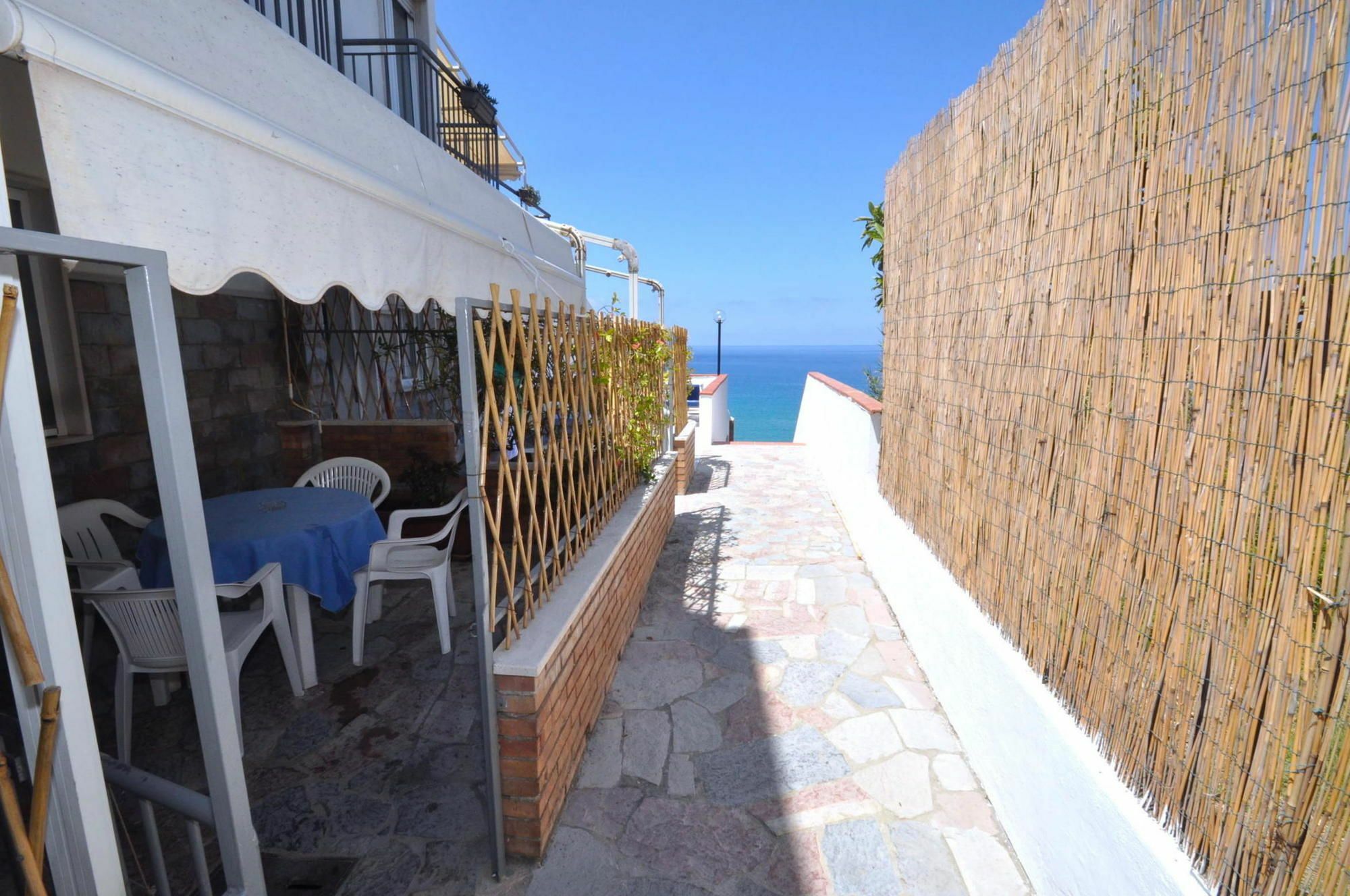 B&B Residence Eco Del Mare ปาลีนูโร ภายนอก รูปภาพ